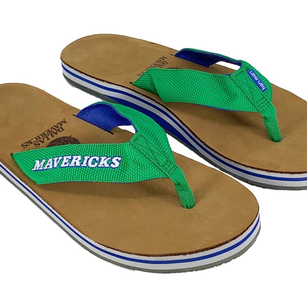 Hari Mari Men's Dallas Mavericks Flip Flops Green